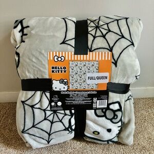 *Last One* Hello Kitty Halloween Spiderweb Grey Blanket Full/Queen
